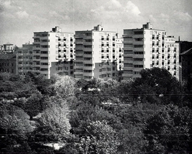 OTI-házak a II. János Pál pápa téren